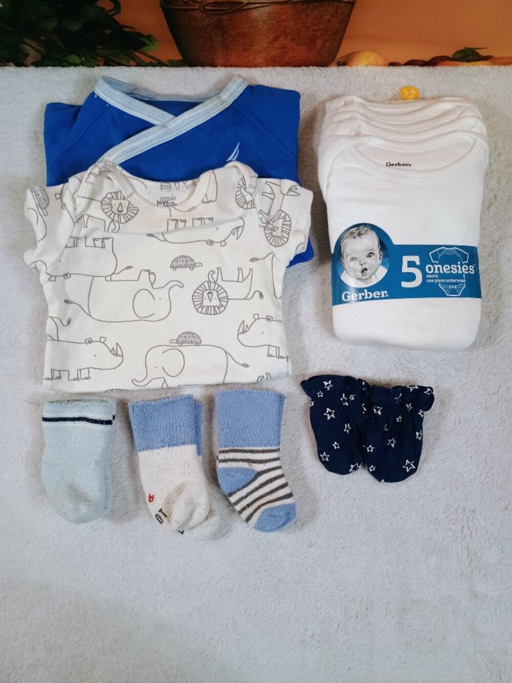 MIX Bundle-11pc Gerber, Carters, Nautica Sz 3-6M Basics Outfits Essentials